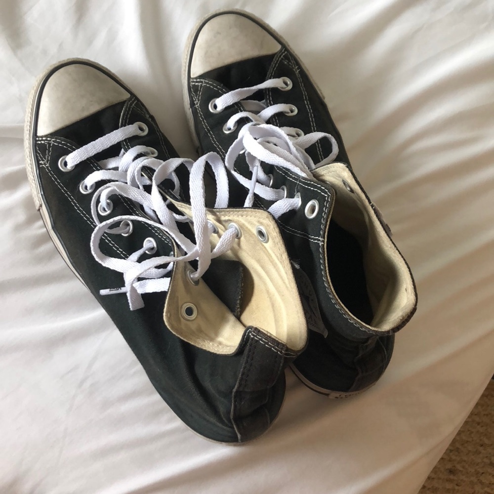 used size 11 black converse high tops